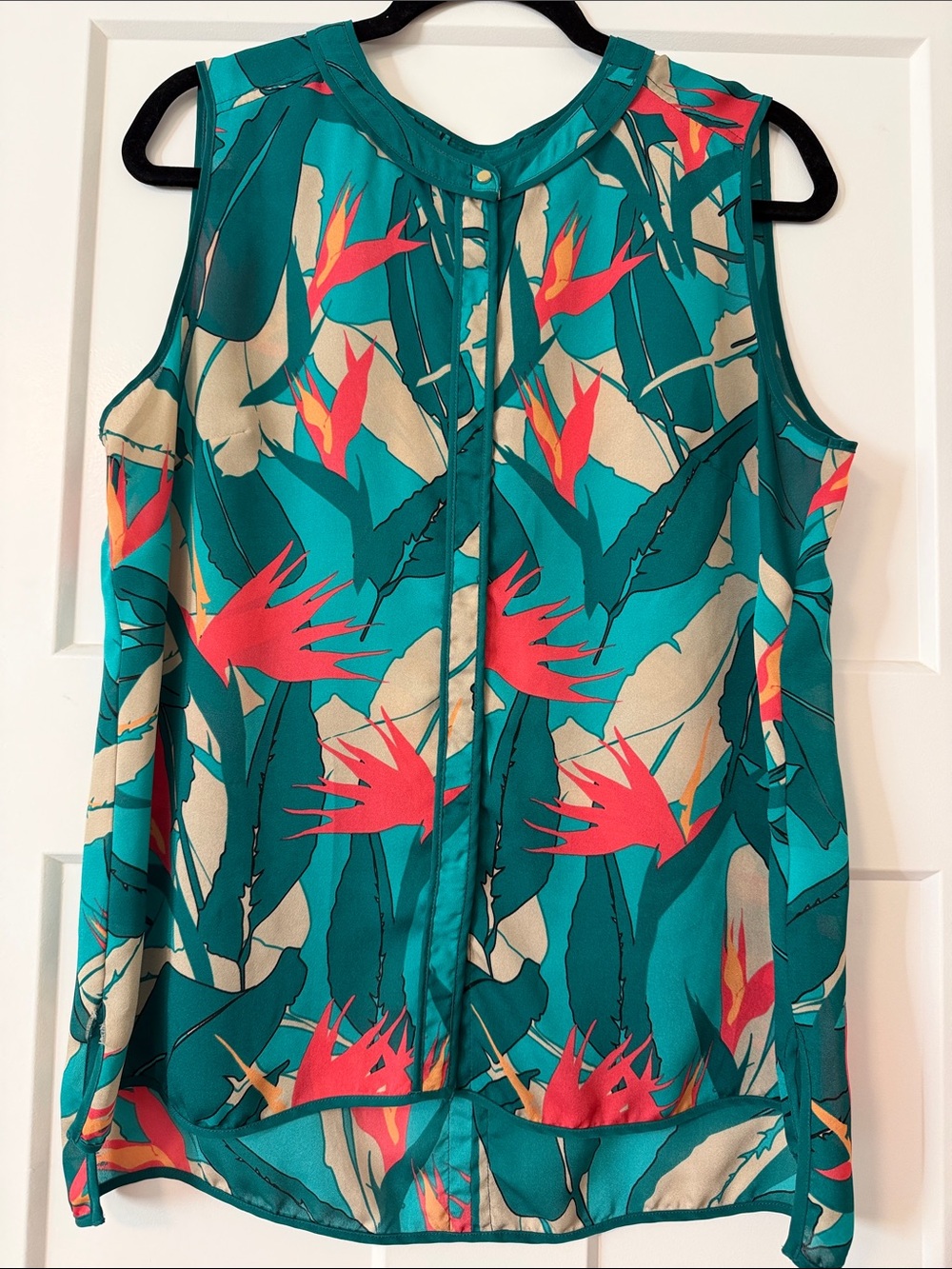 Liz Claiborne Teal Floral Sleeveless Shell with Coral Accents